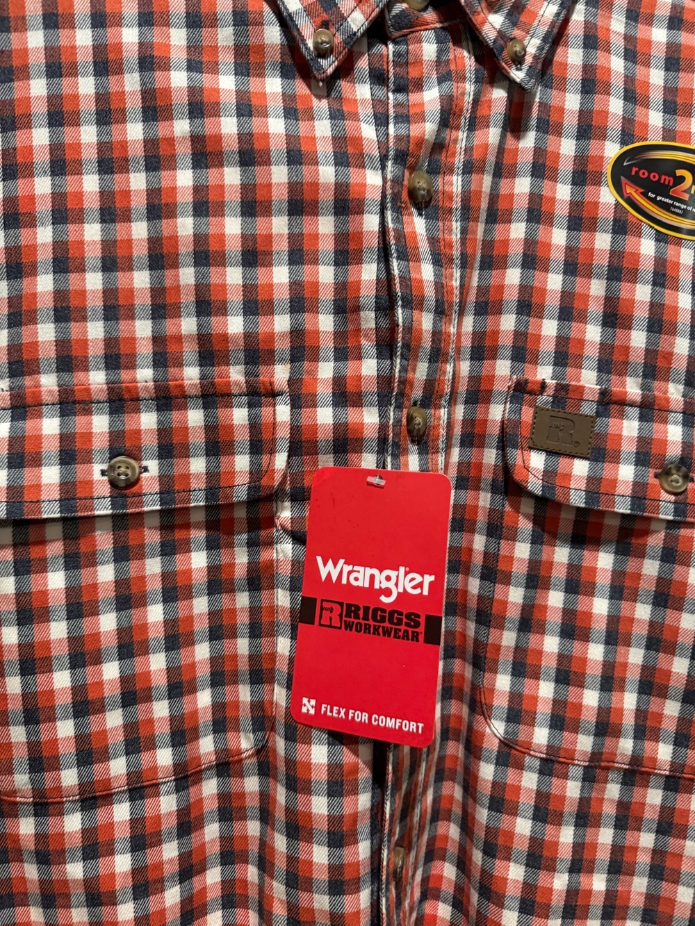 Wrangler NWT Men's Short-Sleeve Plaid Button-Down Shirt - Red/Black/White - Picture 3 of 5